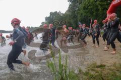 Triathlon Ingolstadt 2022 - Olympische Distanz Start Frauen - Foto: Jürgen Meyer