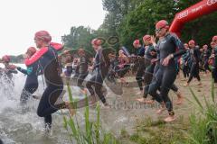 Triathlon Ingolstadt 2022 - Olympische Distanz Start Frauen - Foto: Jürgen Meyer