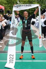 Triathlon Ingolstadt 2022 - Mitteldistanz Frauen - CHACON Laura - Eintracht Frankfurt mit einer Zeit von 4:08:02 - Foto: Jürgen Meyer