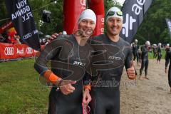 Triathlon Ingolstadt 2022 - Olympische Distanz  - Julian Sterner ESV Ingolstadt Triathlon links - Wittmann Andreas TSV Gaimersheim rechts - Foto: Jürgen Meyer