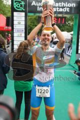 Triathlon Ingolstadt 2022 - Olympische Distanz - 1. Sieger WITTMANN Andreas - TSV Gaimersheim - mit einer Zeit von 2:01:09 - Foto: Jürgen Meyer