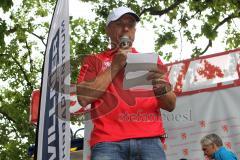 Triathlon Ingolstadt 2010 - Organisator Gerhard Budy