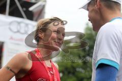 Triathlon Ingolstadt 2012 - Siegerin Mitteldistanz Frauen Rebekka Eßmüller mit Partner Jan Jan Raphael