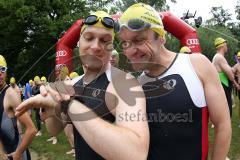 Triathlon Ingolstadt 2012 - Vor dem Start Uhrenvergleich