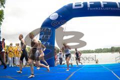 Triathlon Ingolstadt 2012 - Der Schwimmausstieg