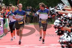 Triathlon Ingolstadt 2014 - Baggersee - Zieleinlauf Triathlon Impressionen, beim Ziel-Einlauf sich selbst filmen