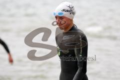 Triathlon Ingolstadt 2014 - Baggersee - Maria Paulig vor dem Start