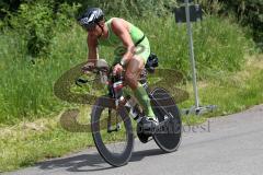Triathlon Ingolstadt 2014 - Baggersee - Impressionen Fahrradstrecke durch den kleinen Wald