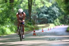 Triathlon Ingolstadt 2016 - Baggersee Ingolstadt - Olympische Distanz, Radfahren, Szene, Speed, Markus Stöhr, später Dritter