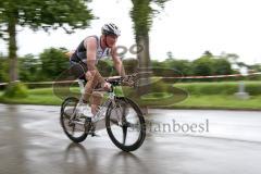 Triathlon Ingolstadt 2016 - Baggersee Ingolstadt - Olympische Distanz Regen Fahrradfahren