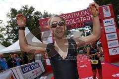 Triathlon Ingolstadt 2016 - Baggersee Ingolstadt - Zieleinlauf Emotion Cheerleader Stimmung, Olympische Distanz Hagen Brosius