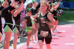 Triathlon Ingolstadt 2016 - Baggersee Ingolstadt - Ziel Heike Funk