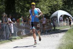 Triathlon Ingolstadt -2017  Baggersee - Olympische Distanz - Laufen - späterer Sieger Niclas Bock aus Köln