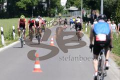 Triathlon Ingolstadt -2017  Baggersee - Mitteldistanz - Olympische Distanz - Fahrrad Rennen, gesperrte Strassen