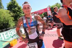 Triathlon Ingolstadt -2017  Baggersee - Olympische Distanz - Laufen - Dritter Markus Stöhr Emotion Zieleinlauf ESV Ingolstadt