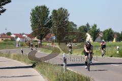 Triathlon Ingolstadt -2017  Baggersee - Mitteldistanz - Olympische Distanz - Fahrrad Rennen, gesperrte Strassen