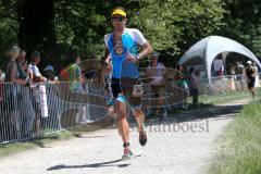 Triathlon Ingolstadt -2017  Baggersee - Olympische Distanz - Laufen - späterer Sieger Niclas Bock aus Köln