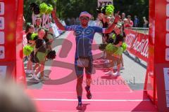 Triathlon Ingolstadt 2018 - Markus Stöhr ESV Ingolstadt im Zieleinlauf - Foto: Jürgen Meyer