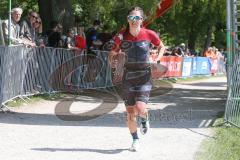 Triathlon Ingolstadt 2019 - Tamara Hitz MRRC München 1. Siegerin Frauen Mitteldistanz mit einer Zeit von 4:28:38 - jubel - Foto: Jürgen Meyer