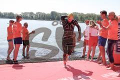 Triathlon Ingolstadt 2019 - Sebastian Mahr SC Delphin Ingolstadt steigt aus dem Wasser - Foto: Jürgen Meyer