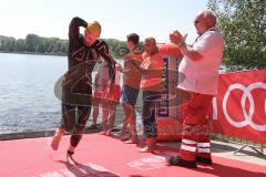 Triathlon Ingolstadt 2019 - Sebastian Mahr SC Delphin Ingolstadt steigt aus dem Wasser - Foto: Jürgen Meyer