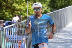 Triathlon Ingolstadt 2019 - Mitteldistanz Laufen Markus Stöhr ESV Ingolstadt auf der Brücke