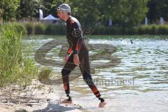 Triathlon Ingolstadt 2019 - Max Schwarzhuber mit den Beinprothesen - Foto: Jürgen Meyer