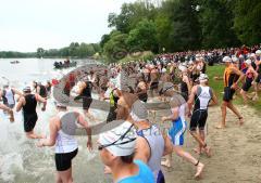 Triathlon Ingolstadt 2010 - Start Schwimmen