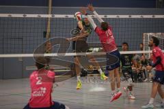 Volleyball - Saison 2026/27 - Donauholz Volleys Ingolstadt - SC Freising - Holcik Michal schwarz Donauholz Volleys #12 - Winter Maximilian pink Freising #10 -  Foto: Meyer Jürgen