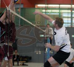 Volleyball MTV Ingolstadt - VCO Kempfenhausen - Andreas Kellermann mit einem Supertreffer