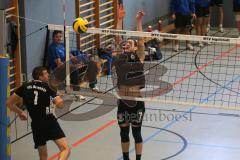 Volleyball - MTV Ingolstadt - VfL Großkötz - rechts T. Walter blockt mit Erfolg