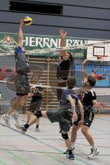 Volleyball MTV Ingolstadt gegen VFR Garching - Simon Weichselgartner (10 MTV) - Foto: Jürgen Meyer