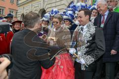 Schlüsselübergabe vom Rathaus an das Prinzenpaar -  Prinz André I. und ihrer Lieblichkeit Prinzessin Daniela I - OB Dr. Christian Lösel - Foto: Jürgen Meyer