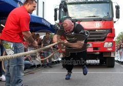 Truck Pull Deutsche Meisterschaft - 22t LKW 20 Meter ziehen - Der einzige Ingolstädter teilnehmer, Timo Neumeyer wurde 10.