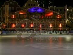 Eröffnung der Eisarena am Schloss - Hüttengaudi - Eisfläche - Sponsoren - Bande - Foto: Jürgen Meyer