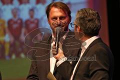 Nacht des Sports - Sportler des Jahres 2015 Ingolstadt - 1. Platz Mannschaft des Jahres 2015, FC Ingolstadt 04 Fußball Bundesliga, Cheftrainer Ralph Hasenhüttl (FCI) im Interview mit Italo Mele