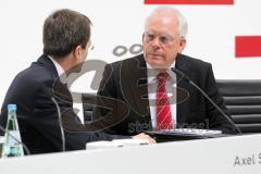 Audi AG - Jahrespressekonferenz 2014 - Audi AG Ingolstadt - Geschäftsbericht 2013 - links Axel Strotbek (Vorstand Audi Finanzwesen) und rechts rof. Dr. Ing. Ulrich Hackenberg (Vorstand Technische Entwicklung)