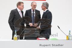 Audi AG - Jahrespressekonferenz 2014 - Audi AG Ingolstadt - Geschäftsbericht 2013 - rechts Prof. h.c. Thomas Sigi (Vorstand Personalwesen), mitte Dr. Frank Dreves (Vorstand Produktion) und links Prof. Rupert Stadler (Vorsitzender des Vorstands Audi AG)