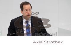 Audi - Jahrespressekonferenz 2015 - Axel Strotbek (Vorstand Finanzwesen)