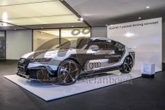 Audi - Jahrespressekonferenz 2015 - verschiedene Modelle in der Ausstellung, der RS7 piloted driving concept