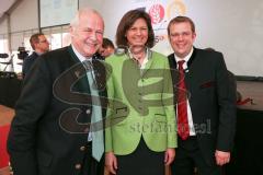 500 Jahre Bier Reinheitsgebot - Festakt in Ingolstadt Klenzepark - 3. Bürgermeister Ingolstadt Sepp Misslbeck, Ilse Aigner und Dr. Reinhard Brandl