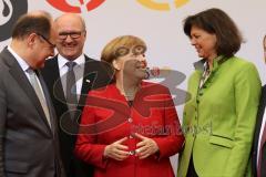 500 Jahre Bier Reinheitsgebot - Festakt in Ingolstadt Klenzepark - Festrede Bundeskanzlerin Angela Merkel mit links Christian Schmidt (CSU) - Bundesminister für Ernährung und Landwirtschaft und rechts Ilse Aigner